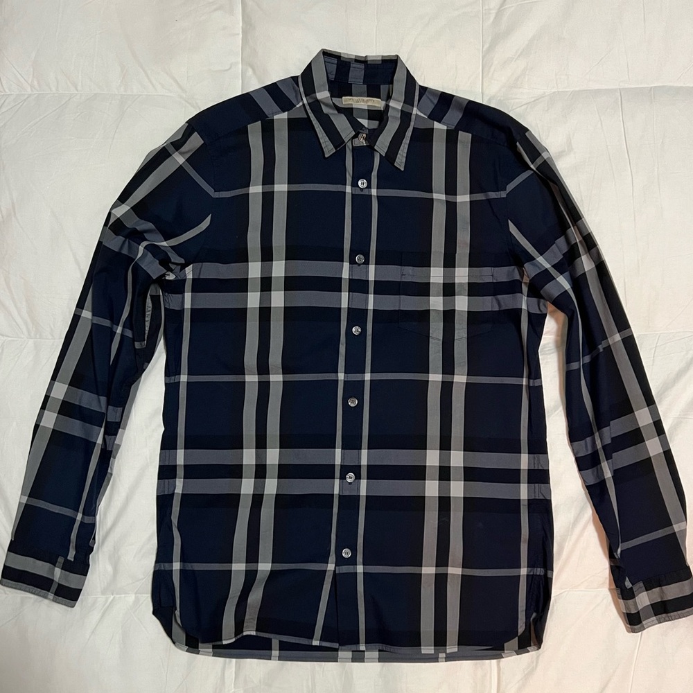 Burberry Shirt - Medium